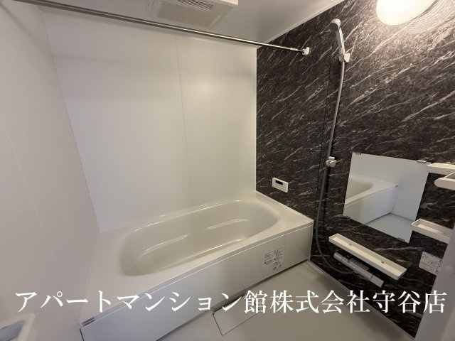 Verde Cの浴室