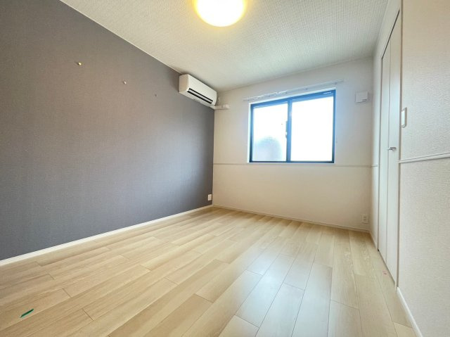 【寝室】 | ※同タイプの写真です