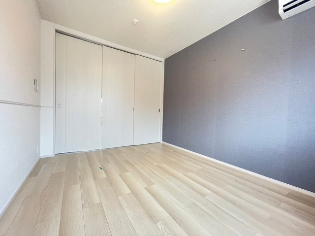 【洋室】 | ※同タイプの写真です