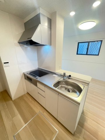 【キッチン】 | ※同タイプの写真です