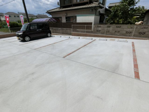 【駐車場】