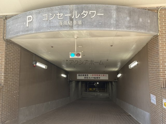 コンセールタワー所沢の駐車場