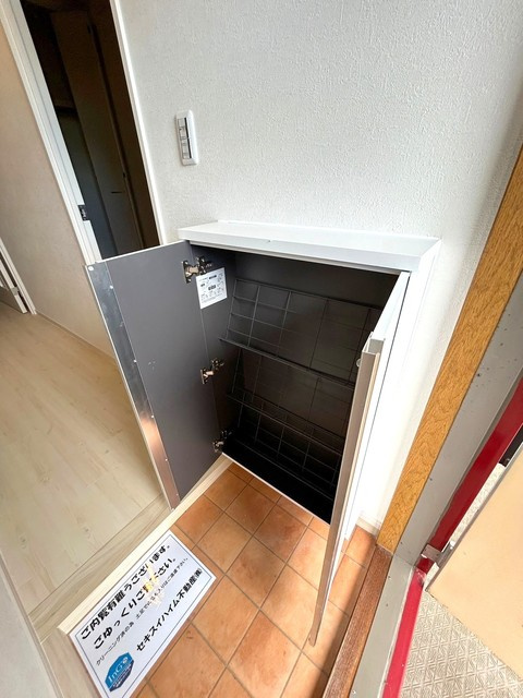シティハイム　セゾンの玄関