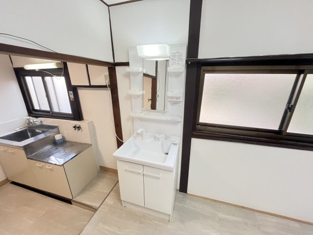 【洗面所】 | 春日町3丁目テラスハウス