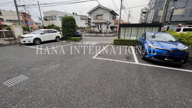 プランタンⅡの駐車場