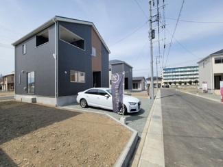 【独立洗面台】 | 中央市成島 新築戸建 全3棟 1号棟 車2台並列 道路6ｍ
