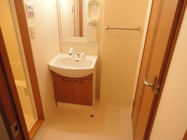 ヴィーヴル　壱番館の洗面所