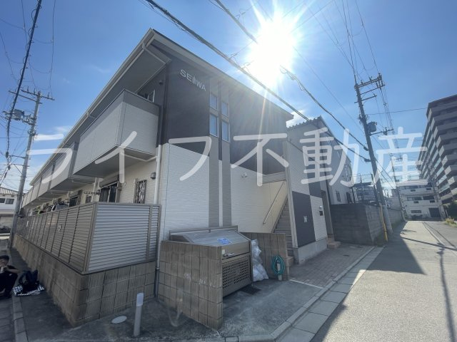 エマイユ鴻池