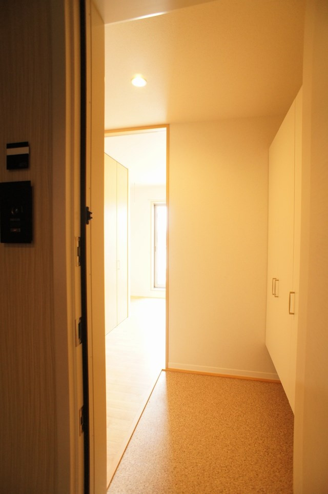 パークメゾンおおたかの森の玄関