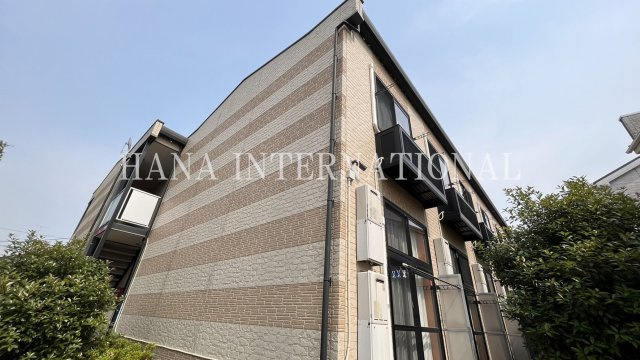 レオパレストラオム