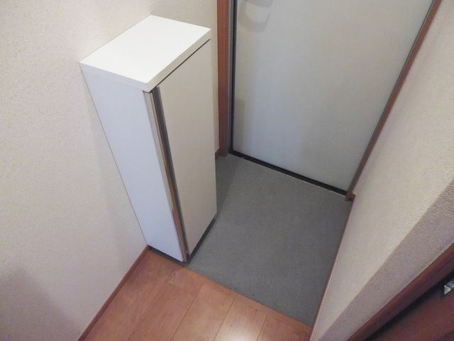 赤羽ベースの玄関|コンパクトな玄関です。