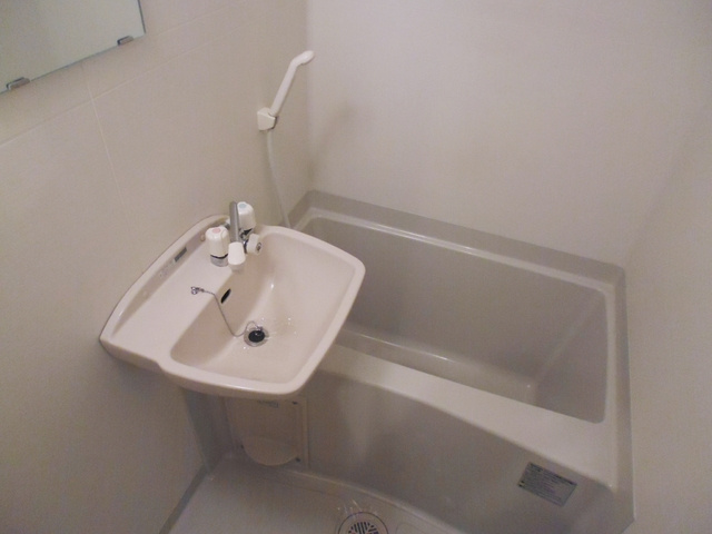 赤羽ベースの浴室|バスルームです☆