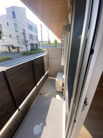 【バルコニー】