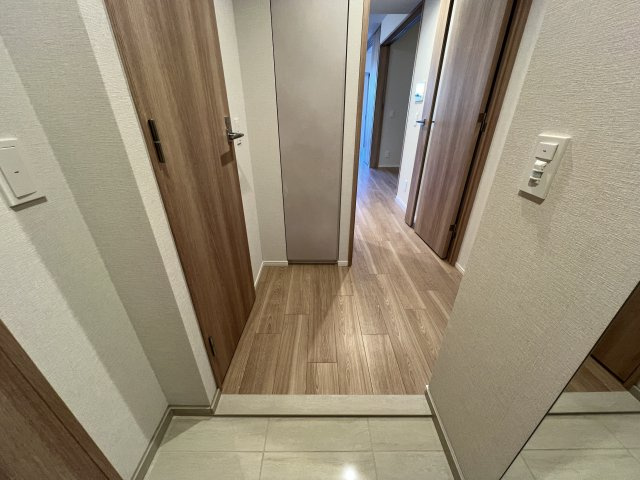 【玄関】