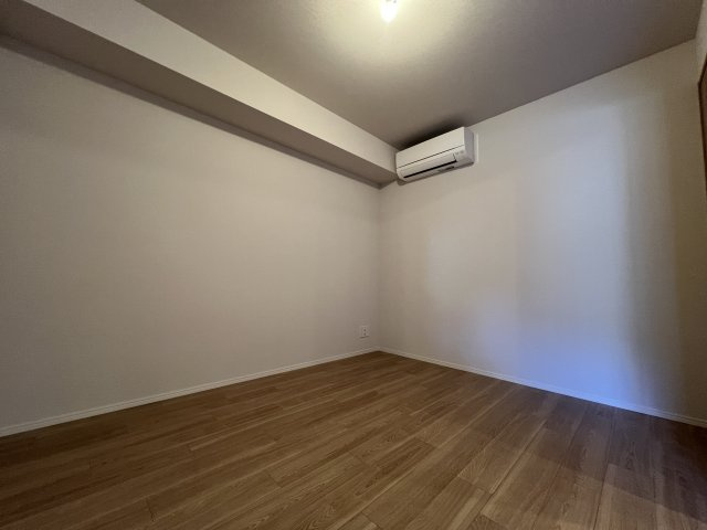 【寝室】