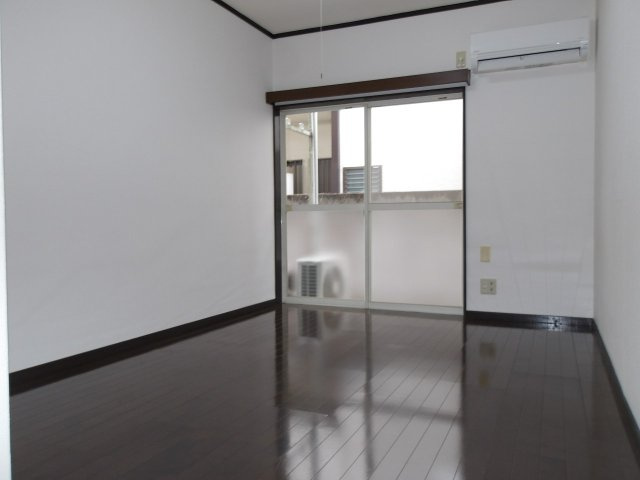 ステップ’91の居間・リビング