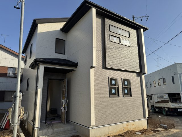 中央区有玉西町　全2棟1号棟の外観|シンプル＆スタイリッシュな外観です！