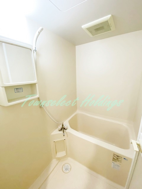 藤沢市湘南台３丁目の賃貸マンションの浴室|経済的な都市ガスです。