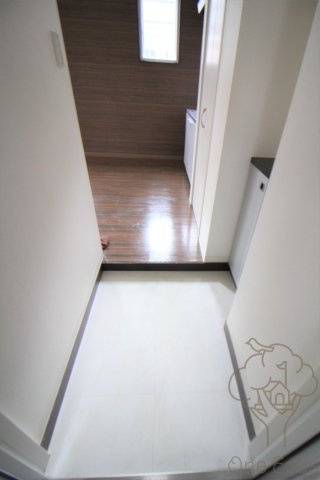 K’ s-placeの玄関