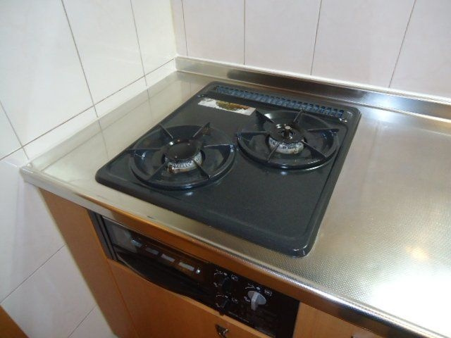 ル・ドーモ　くすの木のキッチン