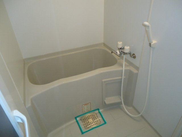 ル・ドーモ　くすの木の浴室