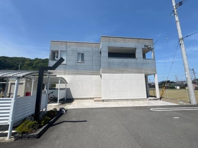 ルミナス西の土居の外観