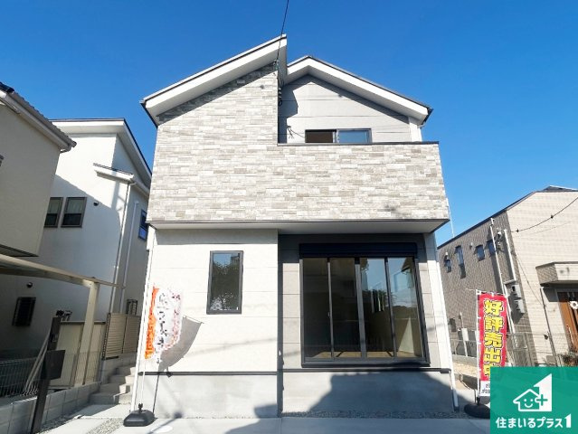 伊丹市鈴原町　第3期　新築一戸建ての外観|安心の10年保証！外観を美しく保ち、雨水で汚れを落とします！気になることがありましたら、お気軽にお問い合わせください！