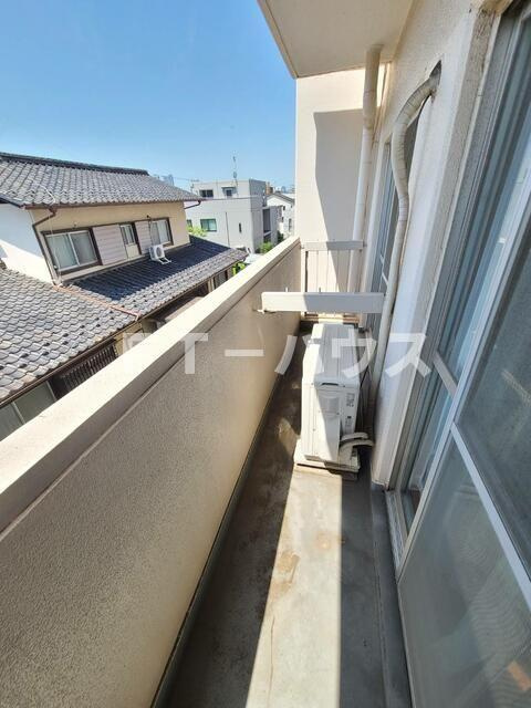 検見川ラインハイム（０００５７１６）のバルコニー