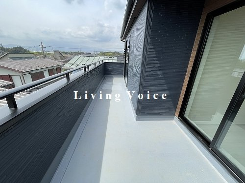 【バルコニー】 | 【仲介手数料０円】海老名市国分寺台5丁目第2　新築一戸建て | 海老名市国分寺台5丁目第2　新築一戸建て