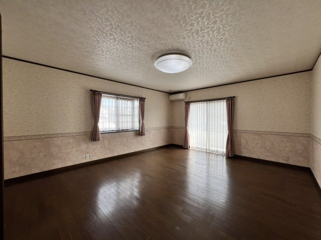 宇土市松山町戸建ての洋室