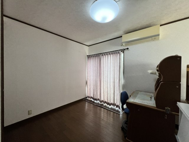 宇土市松山町戸建ての洋室