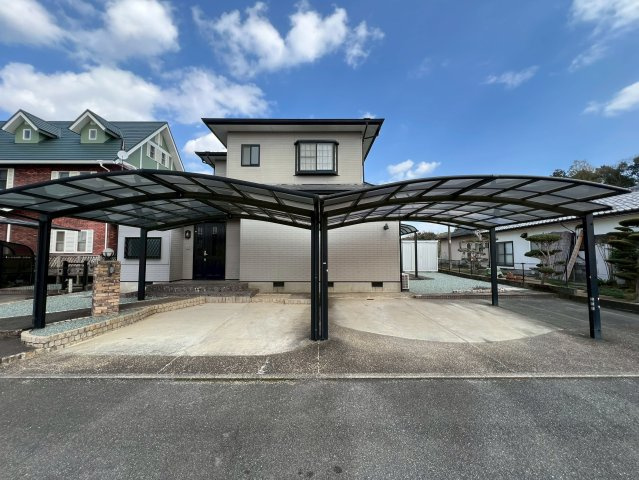 宇土市松山町戸建ての駐車場