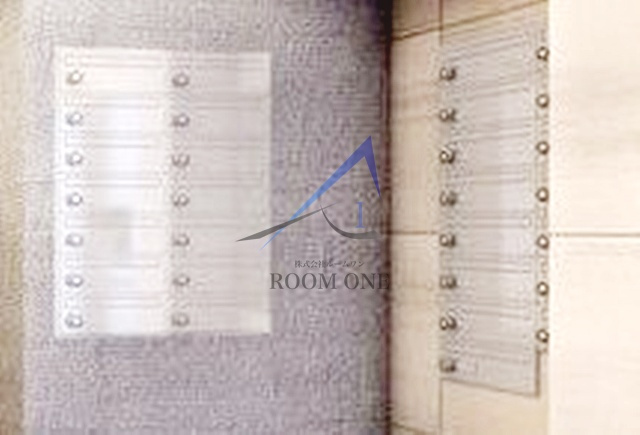 レガリス西日暮里ステーションフロントのその他共用部分|集合ポストです。