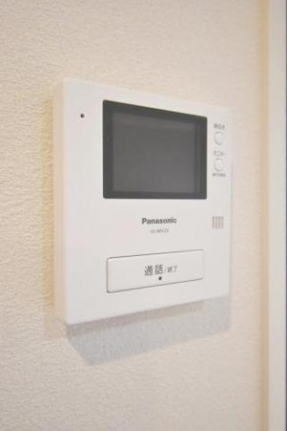 サンライズ桧原のセキュリティ|【防犯】オール電化、ＴＶモニター付きインターホンで防犯にも安心です♪