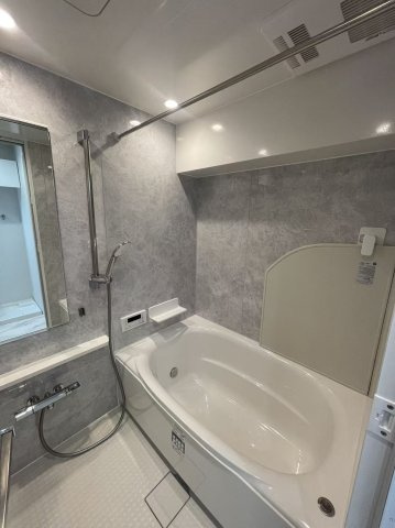 秀和第２奥沢レジデンスの浴室