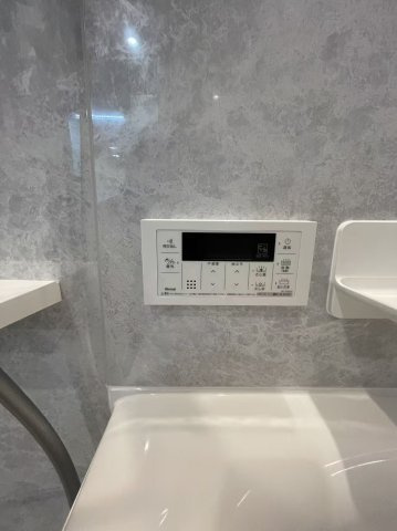 秀和第２奥沢レジデンスの発電・温水設備