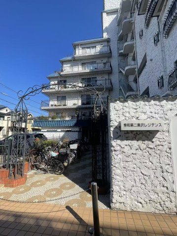 秀和第２奥沢レジデンスのエントランス