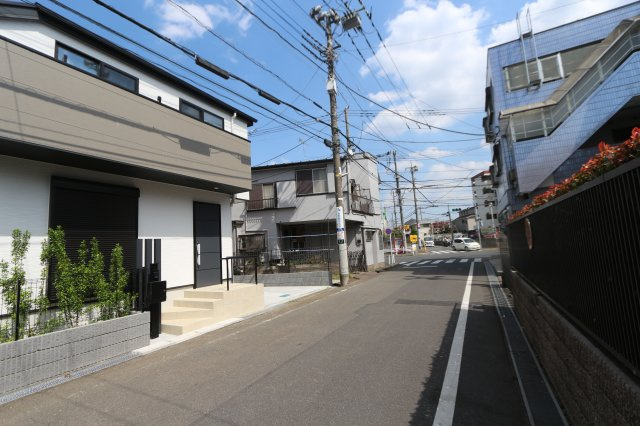 東久留米市前沢４丁目の外観|小学校まで徒歩９分、中学校まで徒歩10分と安心ですね♪
