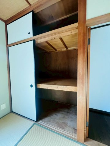 千守町2丁目戸建の収納
