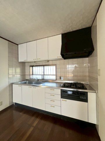 千守町2丁目戸建のキッチン
