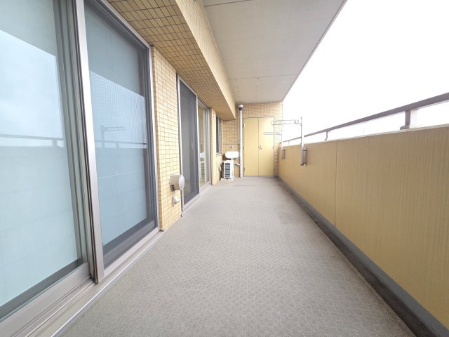 ダイアパレス東松山　11階のバルコニー