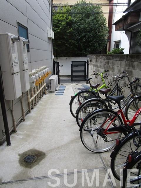 千駄木ハイムのその他共用部分|駐輪場になります☆