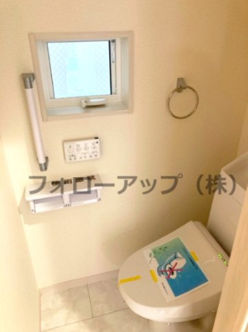 リーブルガーデン枚方市甲斐田新町のトイレ|清潔感のあるトイレです