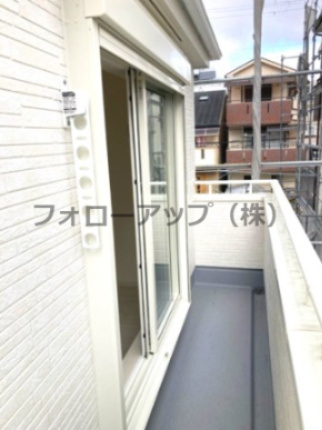 リーブルガーデン枚方市甲斐田新町のバルコニー|外からの目が気にならないバルコニーで洗濯物が干せます