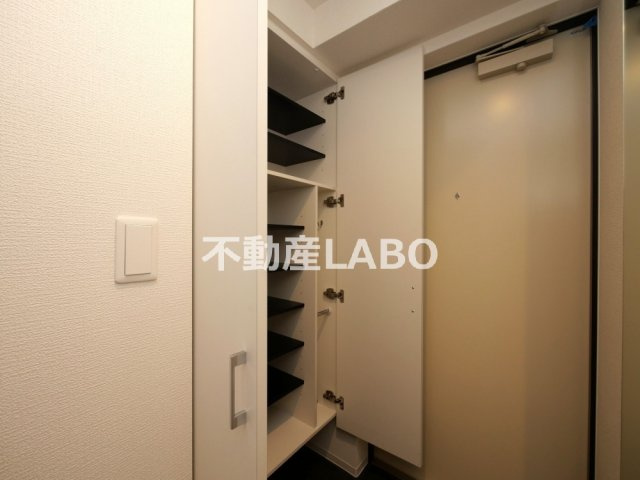 コンフォリア・リヴ淡路町一丁目のその他
