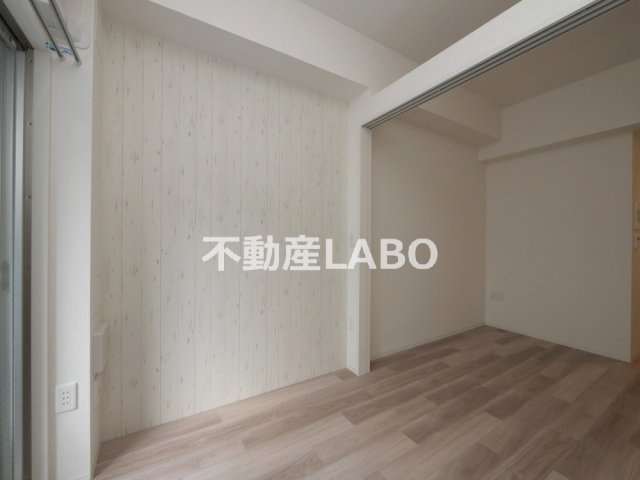 コンフォリア・リヴ淡路町一丁目の寝室