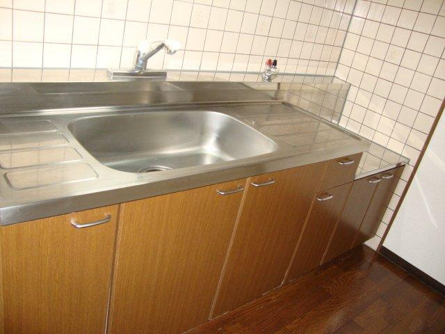 ロイヤルハイツ天拝坂参番館のキッチン|キッチン