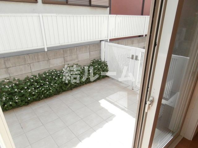 板橋区成増１丁目のアパートのバルコニー