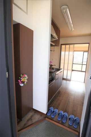 フレグランス　B棟の玄関