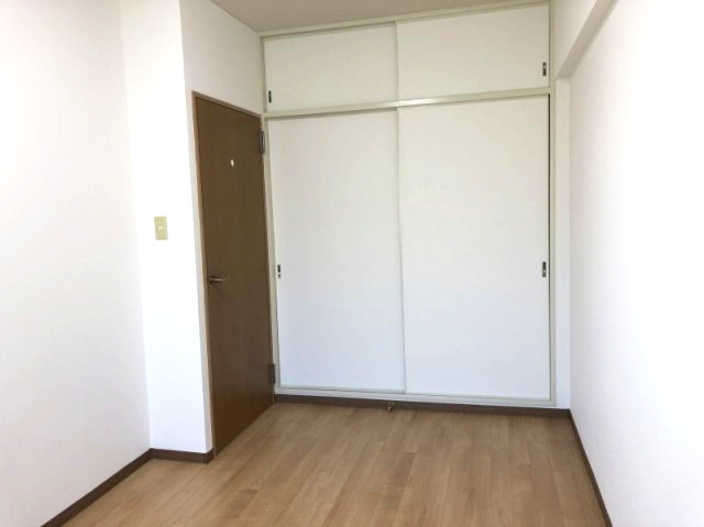大倉山ハイム7号棟の洋室